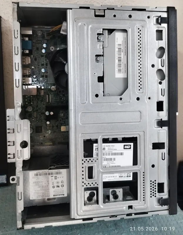 Компактный кейс Lenovo i3-8100 — фото 1