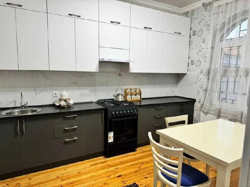 5-комнатная квартира, 200 м2, Мирзо-Улугбек 3