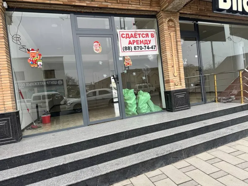 Срочно сдается большое помещение в центре города Бухары 100кв!!! — фото 1 Срочно сдается большое помещение в центре города Бухары 100кв!!! — фото 1