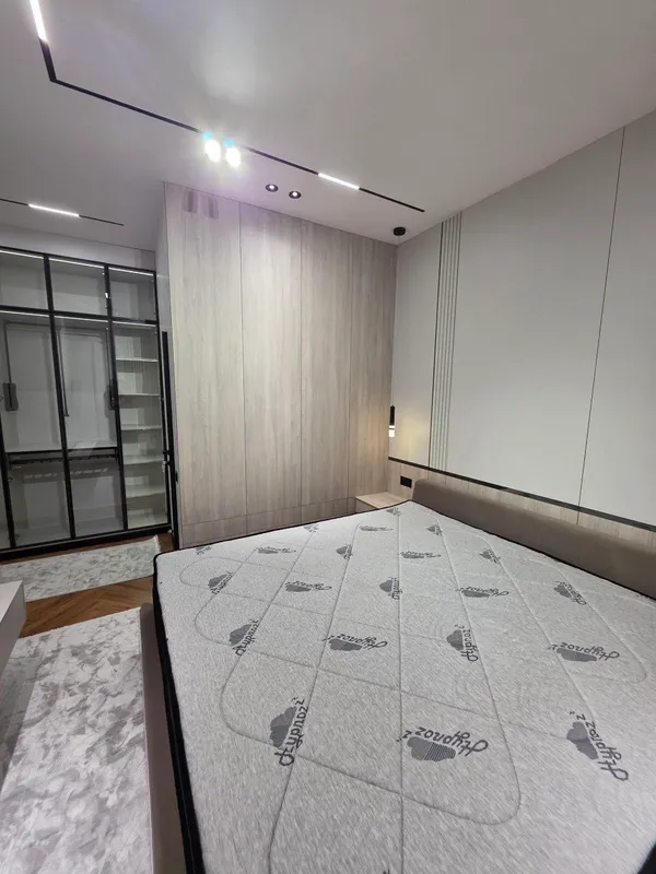 Mirzo ulug’bek bez makler 2 xonali dom 340$