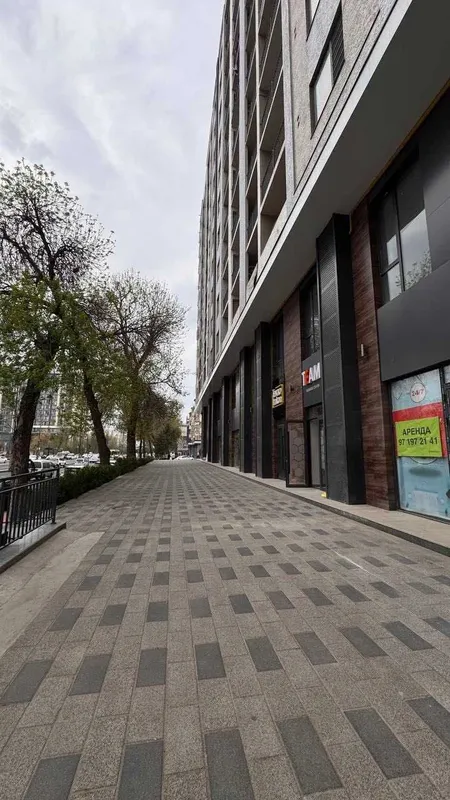 Сдается коммерческое место на Шота Руставели 160 кв 2