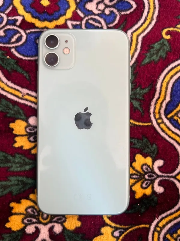 Iphone 11 — фото 1