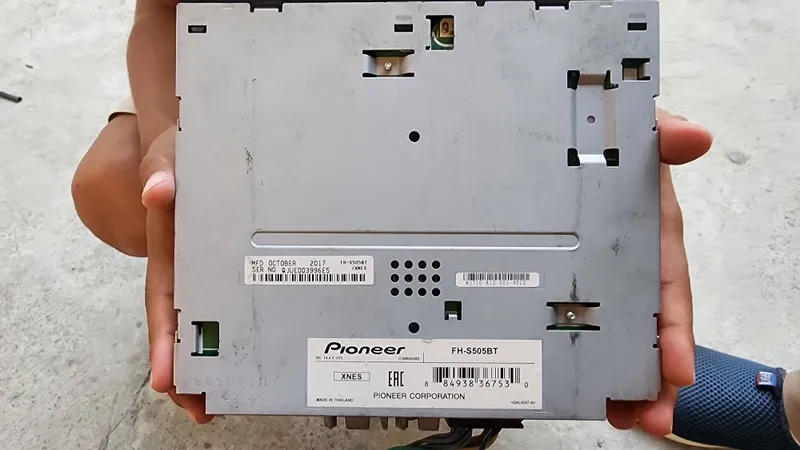 Pioneer fh-s505bt — фото 2