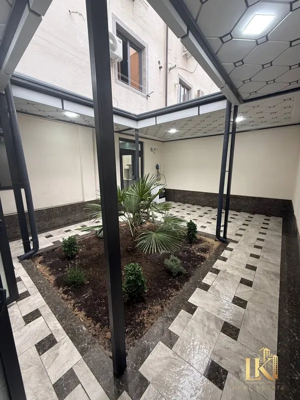 Metro yonida yangi uyda 90 m² 3 xonali kvartira, 60 m² yozgi hovli bilan sotiladi 2 Metro yonida yangi uyda 90 m² 3 xonali kvartira, 60 m² yozgi hovli bilan sotiladi 2