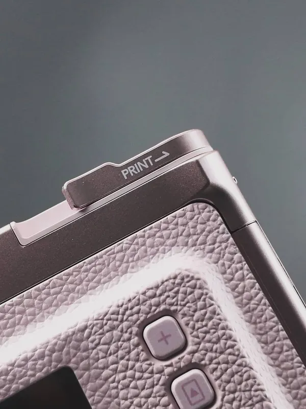 Instax mini evo - гибрид камера — фото 2