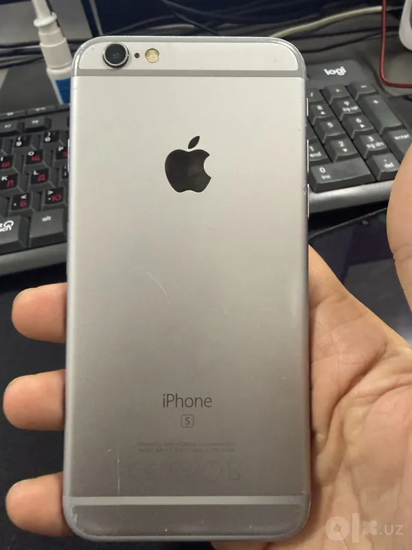 iPhone 6s 64 ГБ, цвет space gray 1 iPhone 6s 64 ГБ, цвет space gray 1