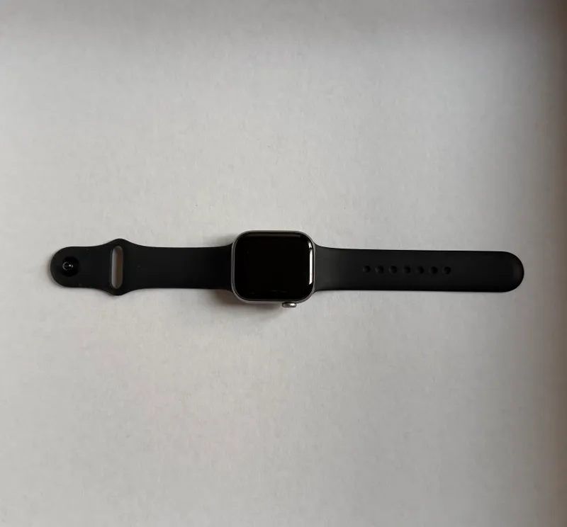 Apple Watch Series 11 42 mm Space Gray, original 3