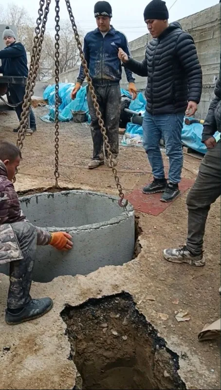Монтаж наружный канализация, водопровод и септик , выгребный яма . 4 Монтаж наружный канализация, водопровод и септик , выгребный яма . 4