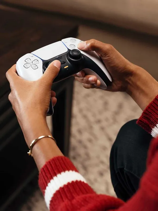 Sony PlayStation 5 Slim Digital Бесплатная доставка — фото 2
