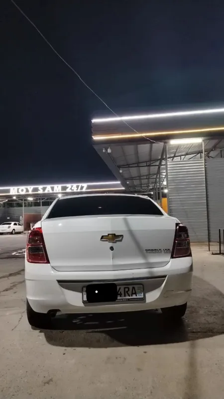 Chevrolet Cobalt — фото 1