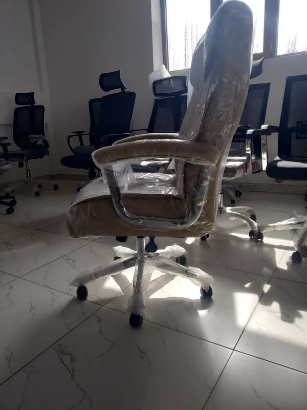 Office kreslo holati Alo otirilmagan kecha olganman — фото 2