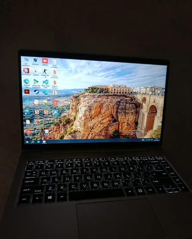 Hp noutbuk sotiladi 2 Hp noutbuk sotiladi 2
