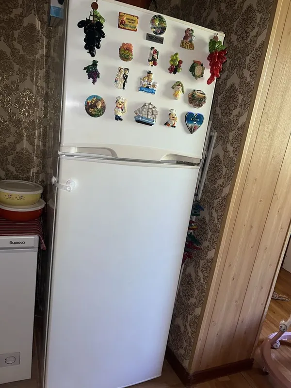 Срочно продам холодильник Ройсон