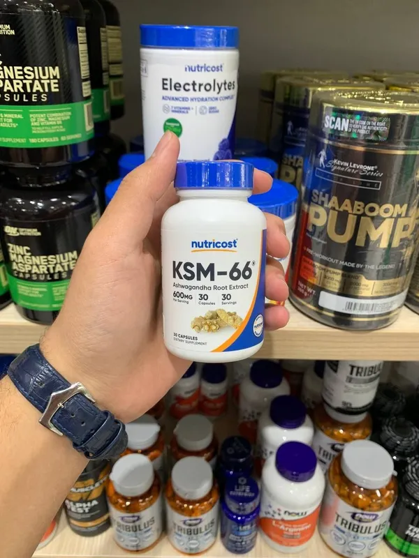 Nutricost Ashwagandha KSM-66 (30 kapsule) Nutricost Ashwagandha KSM-66 (30 kapsule)