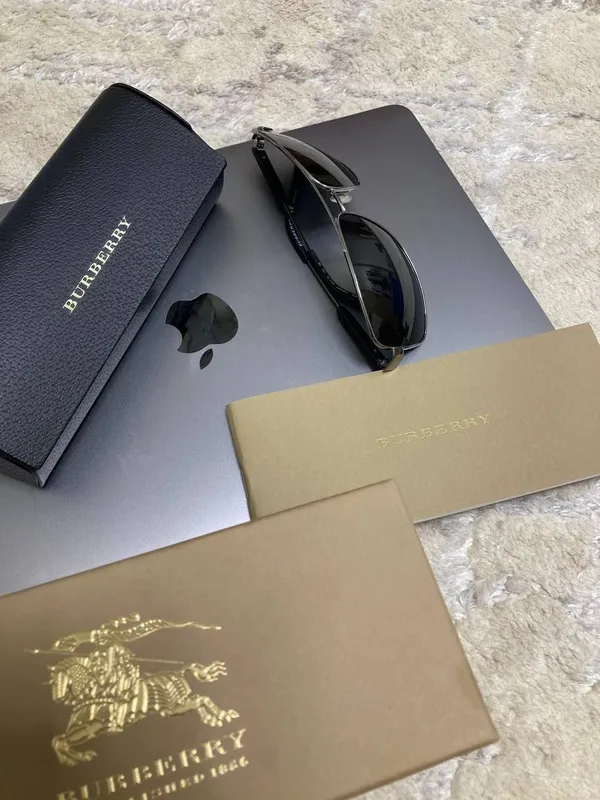 Солнцезащитные очки Burberry BE 3074 4 Солнцезащитные очки Burberry BE 3074 4