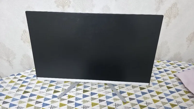 Моноблок компьютер: i7-10700, RAM-16 GB; SSD-256GB x2