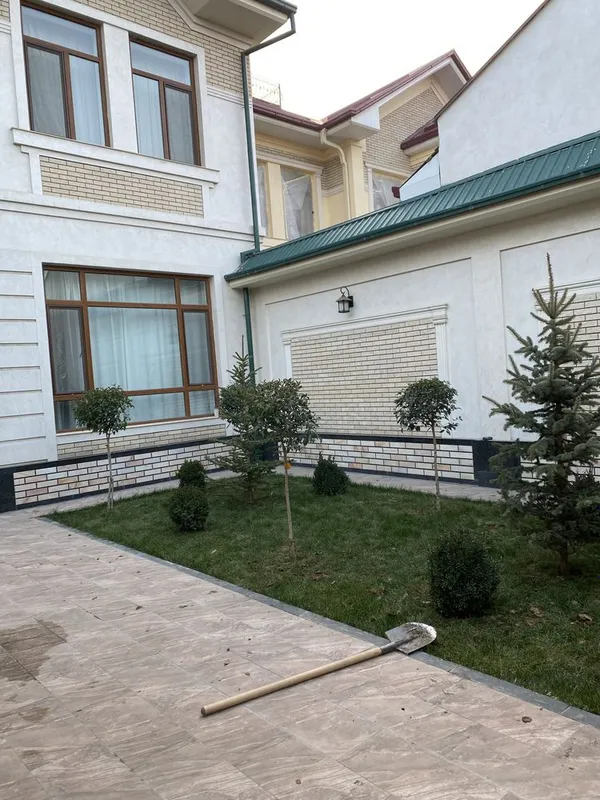 Lanshaf gazon bosish archa kesish xizmatlari bor 4 Lanshaf gazon bosish archa kesish xizmatlari bor 4
