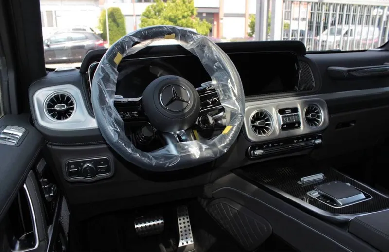 Mercedes-AMG G 63 2026 Magno Black 6 Mercedes-AMG G 63 2026 Magno Black 6
