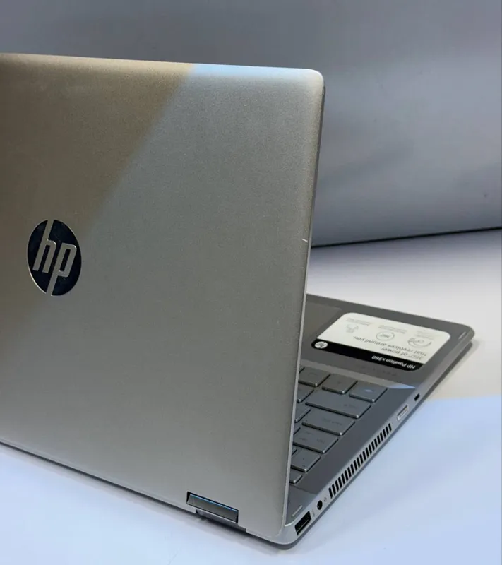 Ноутбук Core i5-10210U, 8 ГБ DDR4, 256 ГБ SSD 4
