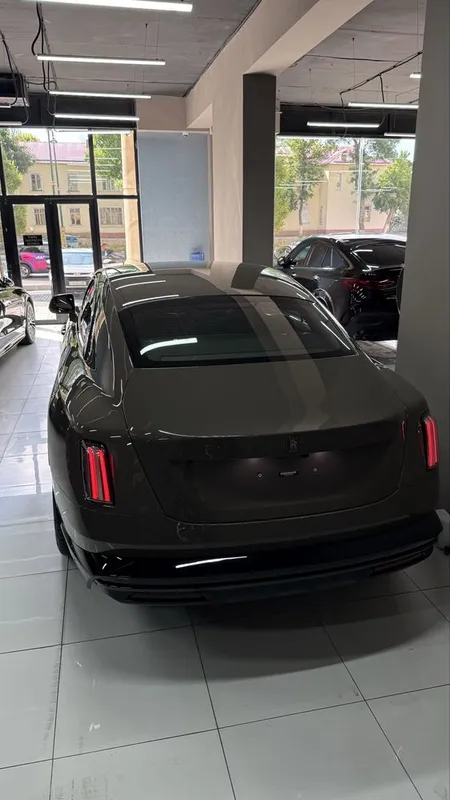 Rolls Royce Spectre Black Badge 7 Rolls Royce Spectre Black Badge 7