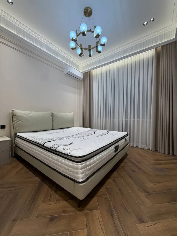 4-комнатная квартира, 180 м², Юнусабад 4