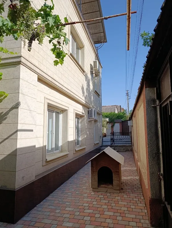 Паркет дача, 12 сот, дом 200 кв.м + отдельно 70 кв. м, 150 000 у.е. — фото 2