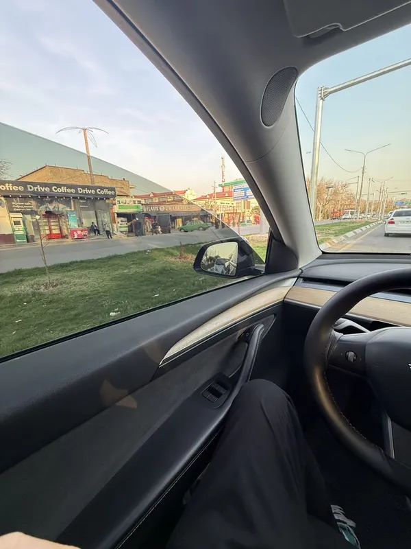 Продам Tesla Model Y 22/23 год — фото 5