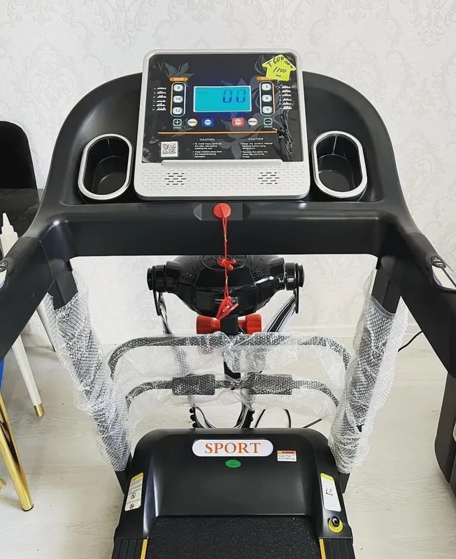 Беговая дорожка 130 kg yangi J 3 Беговая дорожка 130 kg yangi J 3