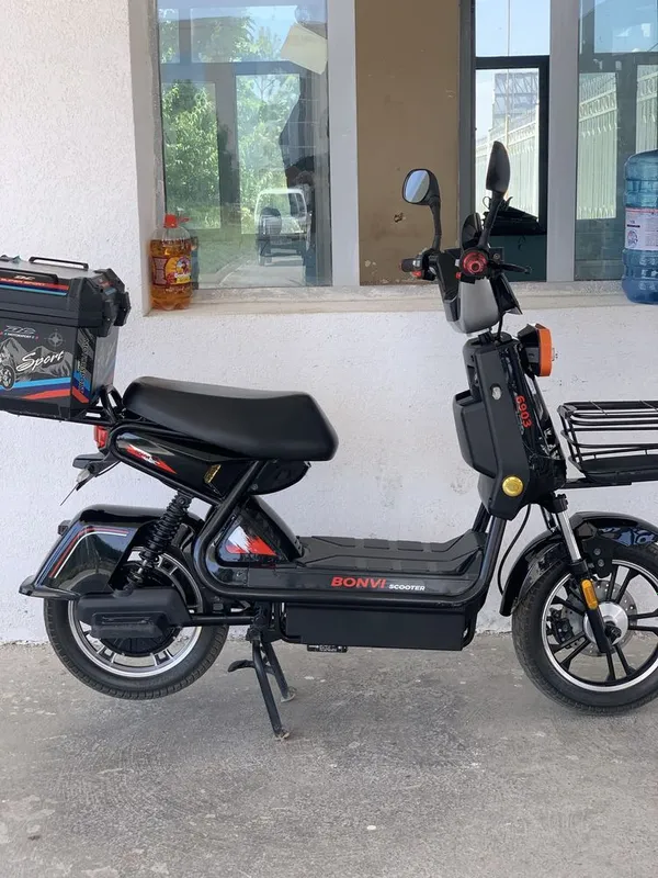 Skuter bonvi demanish 1 Skuter bonvi demanish 1