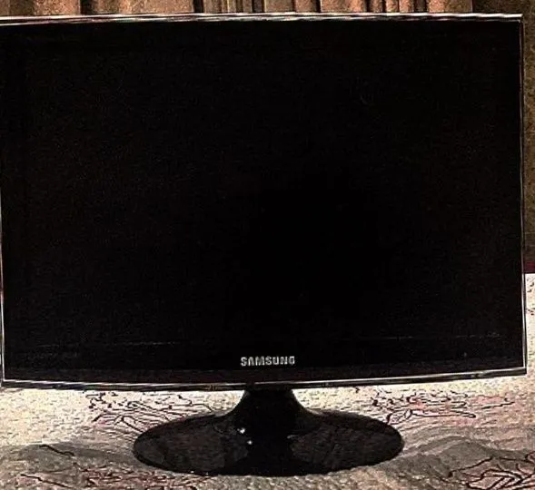 Монитор Samsung SyncMaster T200HD — фото 1
