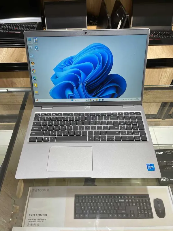 DELL Precision 3560 Intel Core i5-1145G7, 16 GB tezkor xotira, 256 GB SSD 3 DELL Precision 3560 Intel Core i5-1145G7, 16 GB tezkor xotira, 256 GB SSD 3