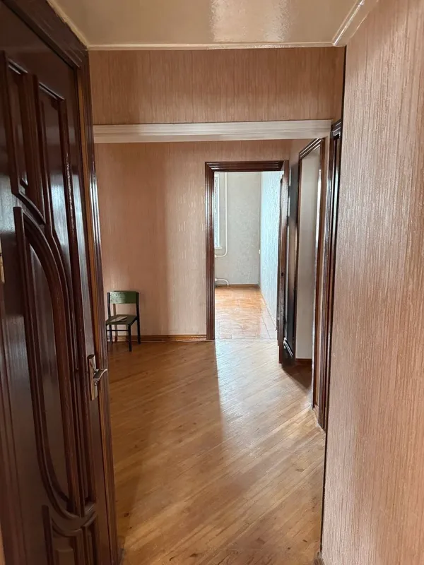 4 xonali kvartira, 100 m2, Yakkasaroy 6