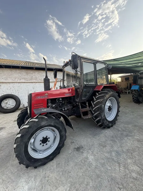 Traktor belarus mtz 1025.2 sroshniy sotiladi 4 Traktor belarus mtz 1025.2 sroshniy sotiladi 4