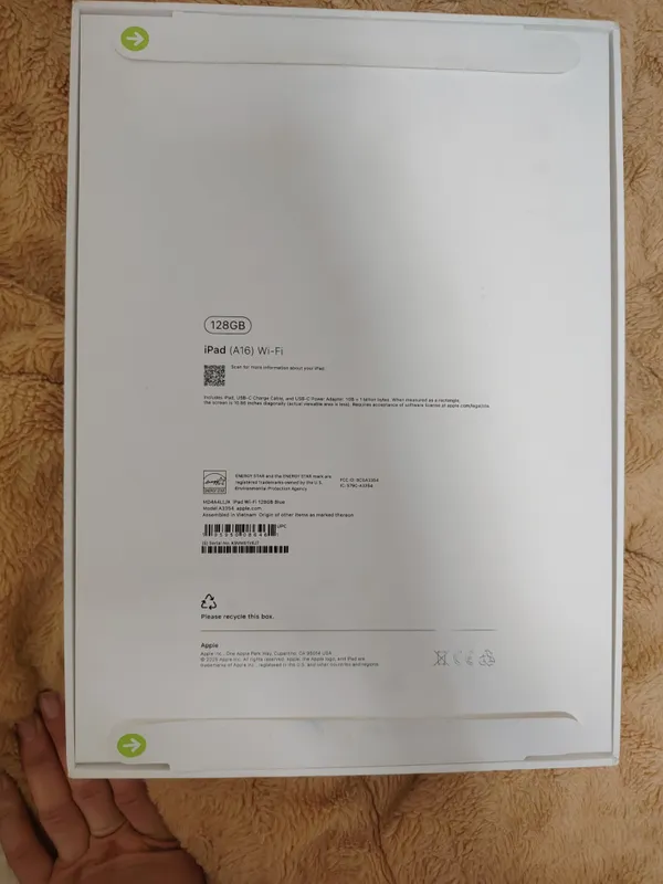 iPad (A16), 128 GB Model A3354 Blue 1