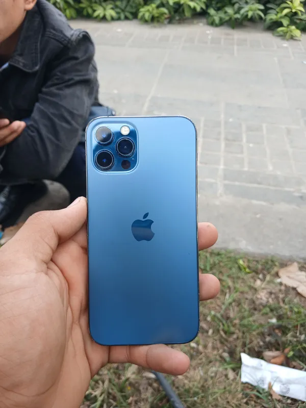 iPhone 12 Pro 2 iPhone 12 Pro 2