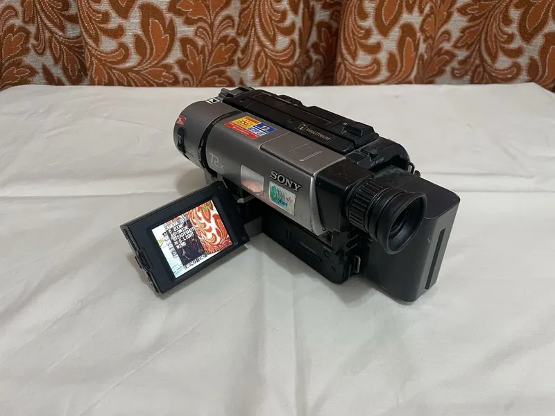 Sony Handycam Vision CCD-TRV65 (NTSC). — фото 4