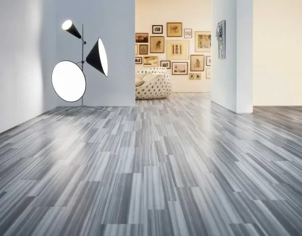 Tarket Laminat xizmati tez va ishonchli xamyonbob kop yillik staj