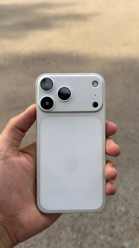 Iphone Xr 17 pro korpusda 128gb — фото 1