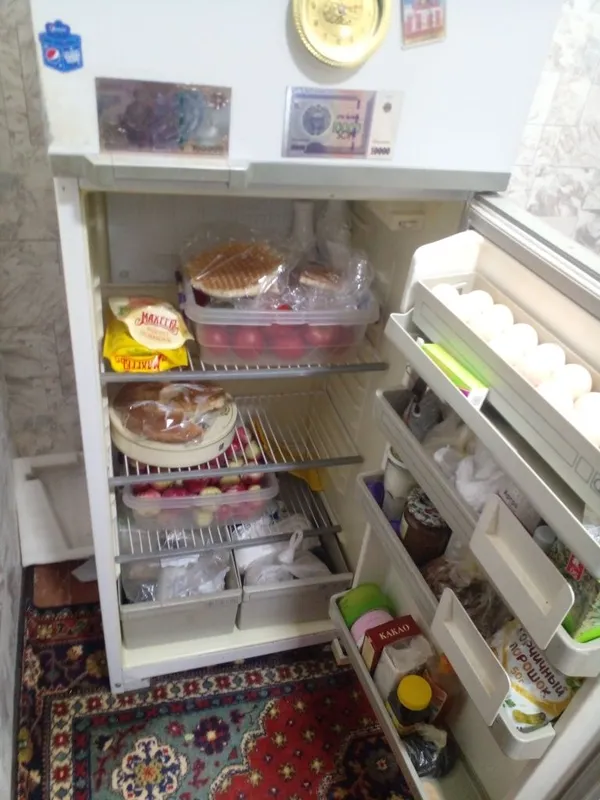 Продается холодильник Самсунк воздушное охлаждение и Минс 126 4