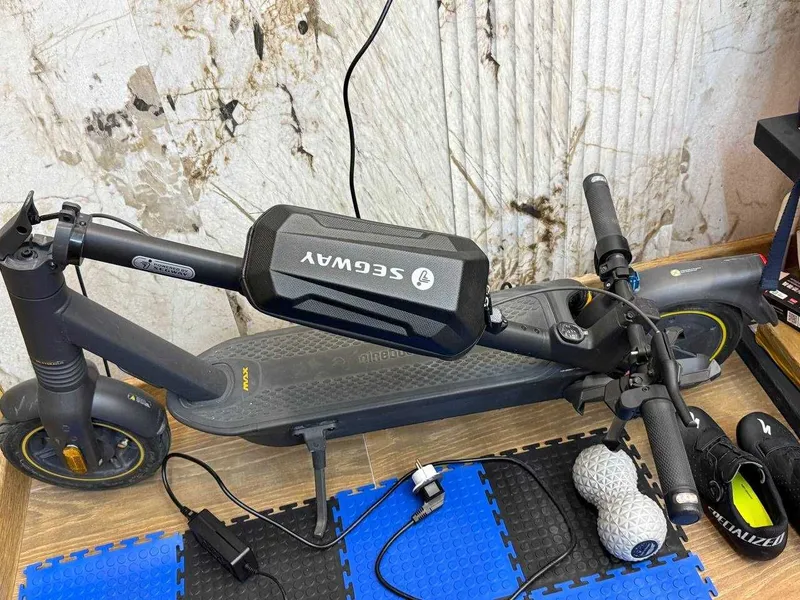 Продам самокат ninebot kick scooter max G2 — фото 1