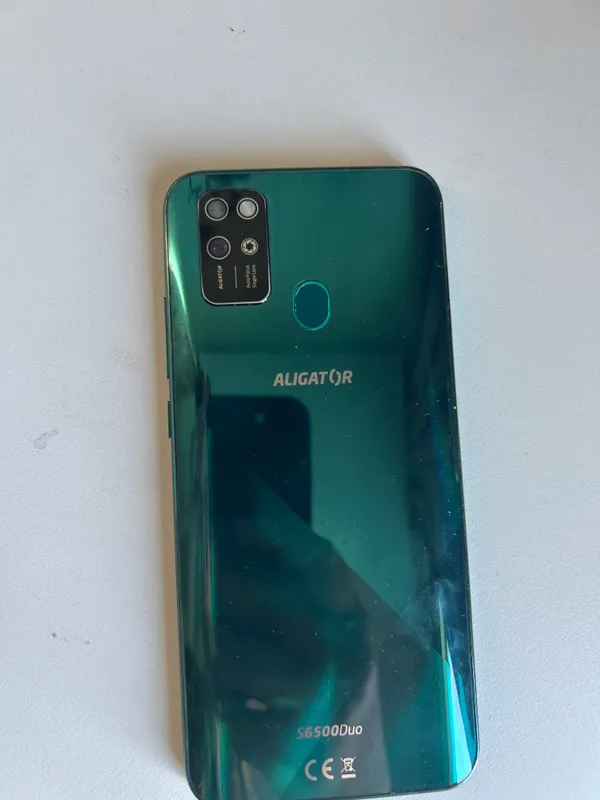 Продам телефон Алегатор 1