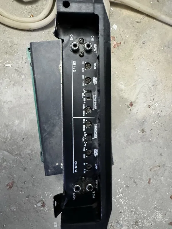 Продается усилитель Kicx AR 4.90 для автомобиля 1000W — фото 2