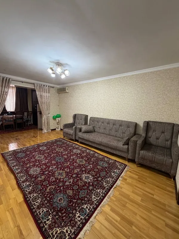 Продаётся Чиланзар 6 2/2/4 Кирпич балкон 2х6