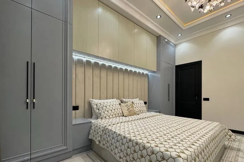 Юнусабад 2-кв 4 комнаты • 120 м² • 5/9 этаж 4 Юнусабад 2-кв 4 комнаты • 120 м² • 5/9 этаж 4