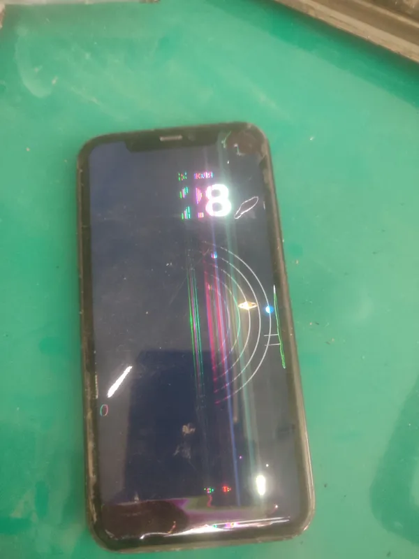 iPhone XR 3