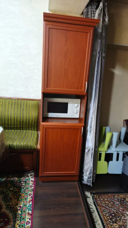 oshxona garnituri sotaman. kengligi 2.30. gaz plita va rakovina 3
