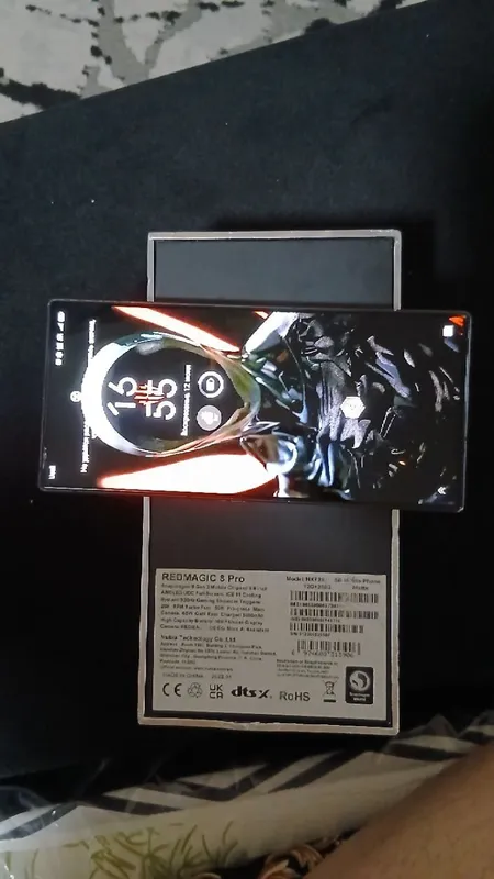 Redmagic 8 pro 12+12 operativ xotira 256 120fps 4 Redmagic 8 pro 12+12 operativ xotira 256 120fps 4