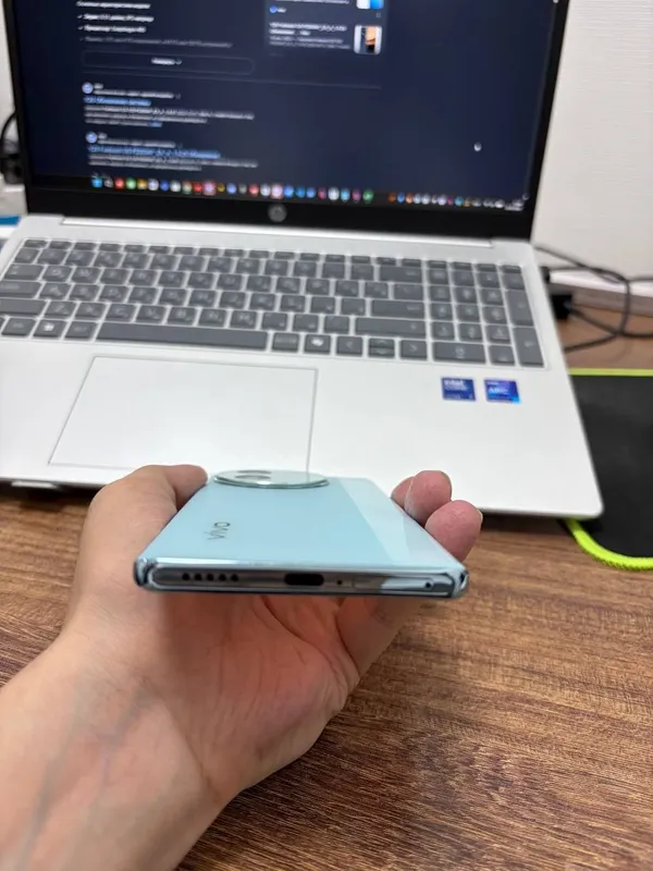 Vivo V30e 8/256 Green — фото 2