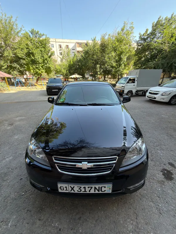 Qora Gentra 2023, bez lyuk, avtomat 1 Qora Gentra 2023, bez lyuk, avtomat 1