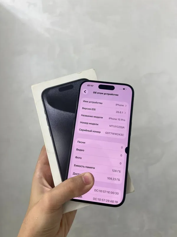 iPhone 4 iPhone 4